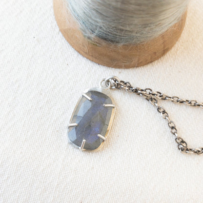 Prong Set Labradorite Pendant