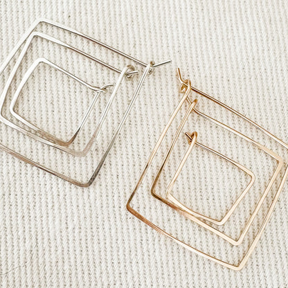 Dani Hoops